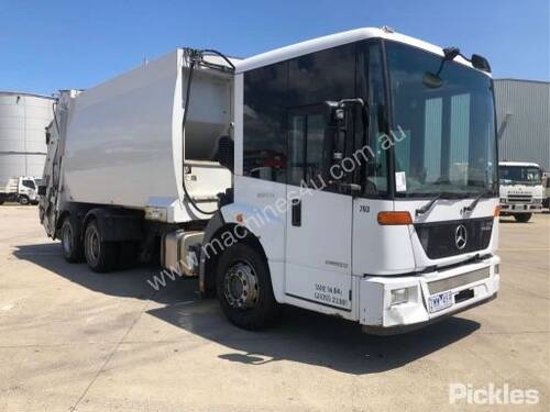 2012 Mercedes Benz Econic 2629