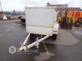 1998 CUSTOM MADE TANDEM AXLE ENCLOSED BOX TRAILER - picture2' - Click to enlarge