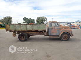 CIRCA 1950'S DODGE FARGO 6-71A 4X2 TIPPER TRUCK - picture0' - Click to enlarge