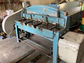 JOHN HEINE MECHANICAL GUILLOTINE - picture1' - Click to enlarge