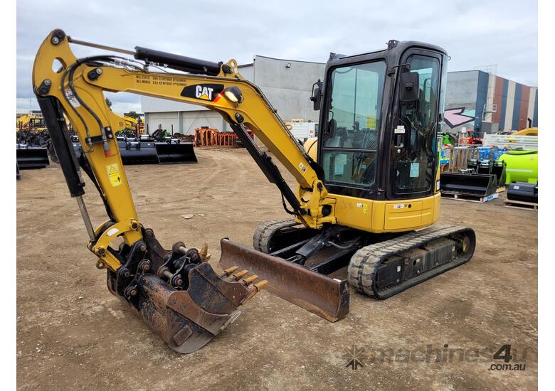 Used 2016 Caterpillar 303 5E Excavator in , Listed on Machines4u