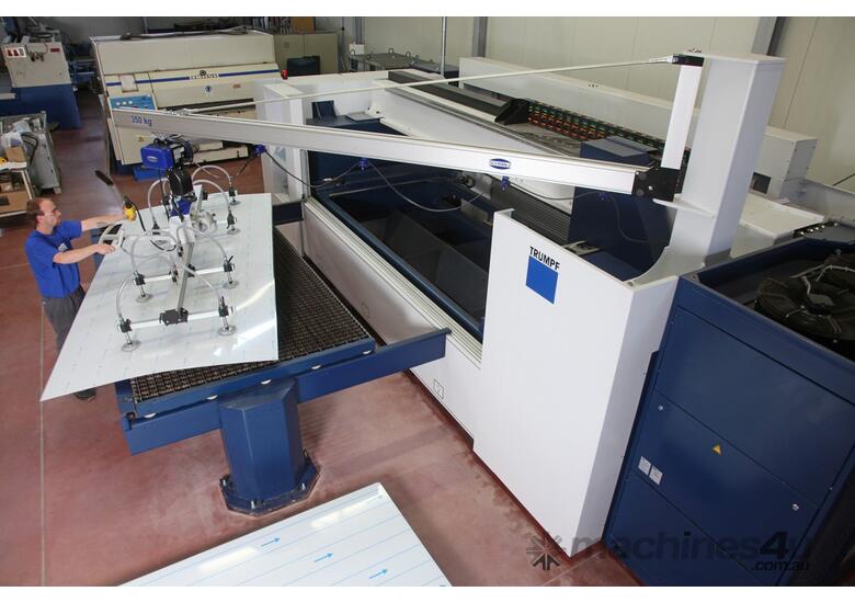 caption 750kg VacuMaster for handling & loading sheet steel.