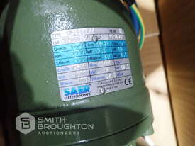 SAER SP151-A/4 3 PHASE BORE PUMP (UNUSED) - picture1' - Click to enlarge