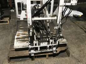 East West Push Pull forklift attachment  for loading from Chep into shipping container - picture0' - Click to enlarge