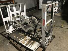 East West Push Pull forklift attachment  for loading from Chep into shipping container - picture1' - Click to enlarge