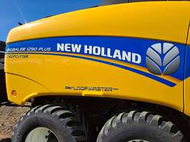 New Holland Big Baler 1290 Plus - picture1' - Click to enlarge