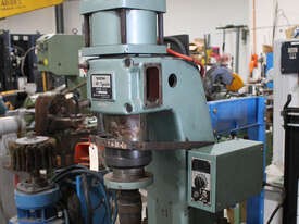 Brother Hispin BRM211 orbital riveting machine - picture1' - Click to enlarge
