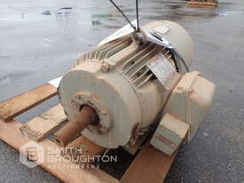 2008 TOSHIBA 11KW 3 PHASE INDUCTION MOTOR - picture1' - Click to enlarge