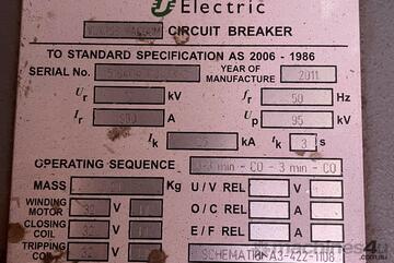 Schneider Electric VLX3SB 12kV 800A Vacuum Circuit Breaker