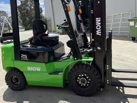 NEW 2.5T POWERFUL Electric Forklift - picture1' - Click to enlarge