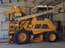 Mechanical Grape Harvester ***PRICE NEGOTIABLE**** - picture0' - Click to enlarge