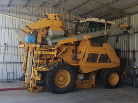 Mechanical Grape Harvester ***PRICE NEGOTIABLE**** - picture1' - Click to enlarge