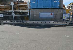 Stainless steel plastic link belt motorised 0.75kw conveyor 10m long 360mm wide