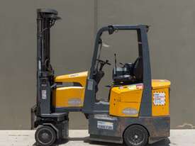 2.0T Narrow Aisle Forklift- Aisle Master 20SE Operational Video - picture0' - Click to enlarge