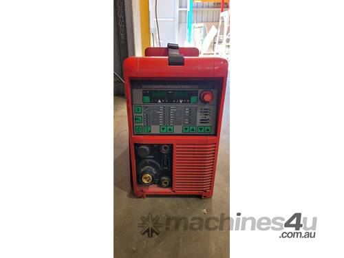 Secondhand Fronius TPS2700 pulse mig welder