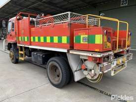 2000 Isuzu FTS750 - picture2' - Click to enlarge