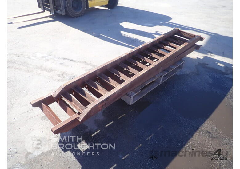 Used STEEL LOADING RAMPS Loading Ramp in , Listed on Machines4u