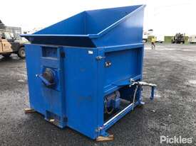 1 x C&B Engineering Rubbish Compactor, - picture0' - Click to enlarge