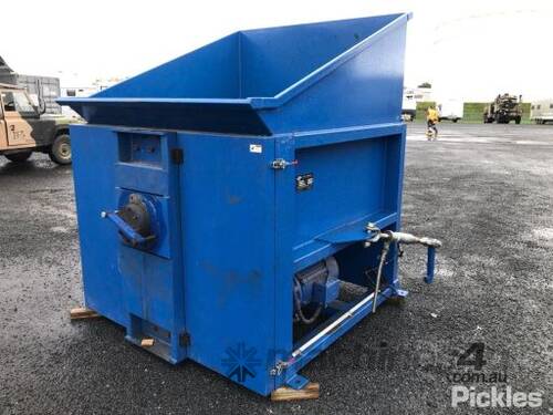 1 x C&B Engineering Rubbish Compactor,