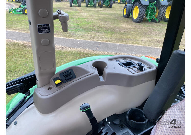 caption John Deere 5075E FWA/4WD Tractor