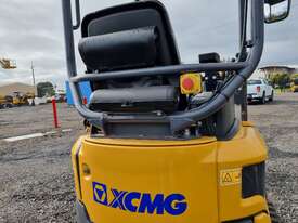XCMG 1.7T Excavator - picture2' - Click to enlarge