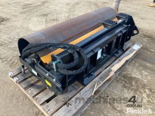 Used 1850mm CAT CV18B Vibratory Smooth Drum Roller Attachment Weight ...