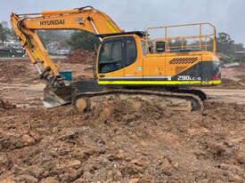 Hyundai Robex 290 LC-9 Excavator w Buckets - picture2' - Click to enlarge