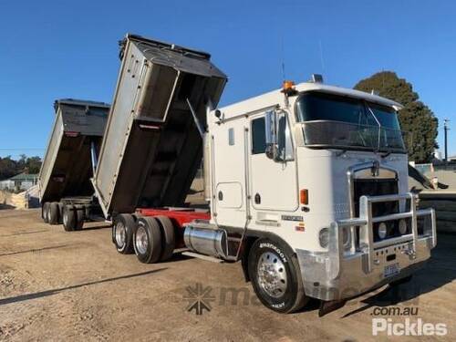 2002 Kenworth K104