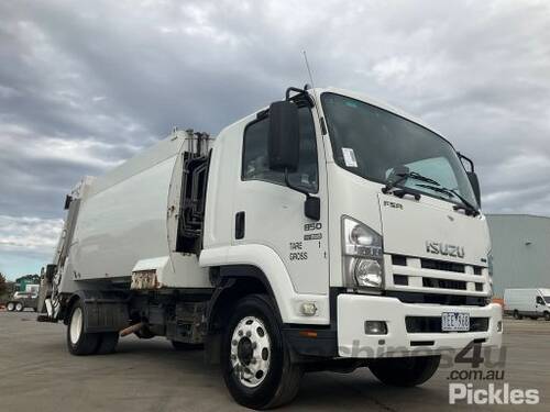 2010 Isuzu FSR 850