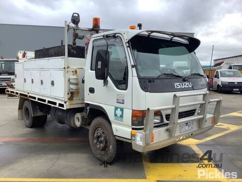 2001 Isuzu NPR 400 Medium