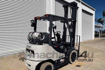 Late Model Low Hour Crown Forklift