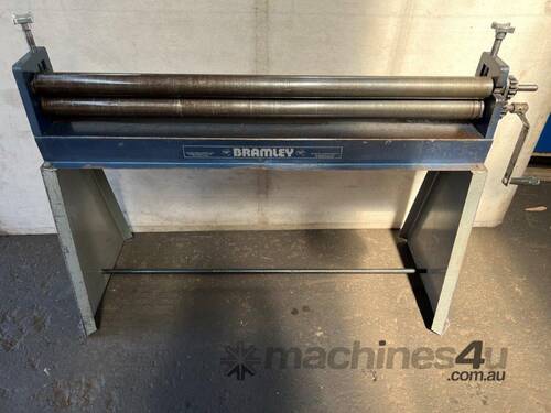 Bramley curving rolls 1270mm x 63mm dia 1.6m capacity