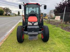 Tractor Kubota M7040 70HP 4x4 Cab Ex-council - picture2' - Click to enlarge