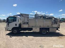 2011 Isuzu NPR 250 - picture1' - Click to enlarge