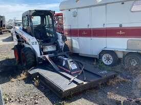 Bobcat S550 - picture0' - Click to enlarge