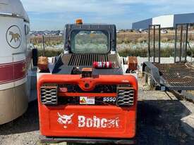 Bobcat S550 - picture2' - Click to enlarge