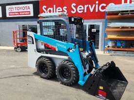 NEW TOYOTA HUSKI SKID STEER LOADER - BOBCAT - picture0' - Click to enlarge