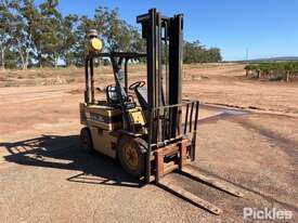 1996 Daewoo D 25S - picture0' - Click to enlarge