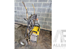 ESAB PCM-1125 Plasma Cutter - picture1' - Click to enlarge