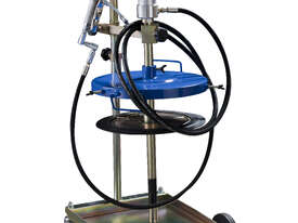Mobile lubrication dispensing equipment - picture0' - Click to enlarge