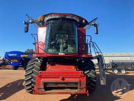 Case IH 8250 Harvester and - picture0' - Click to enlarge