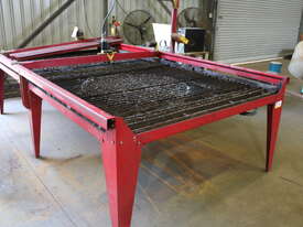 SAMSON PLASMA CUTTER AND TABLE - picture0' - Click to enlarge