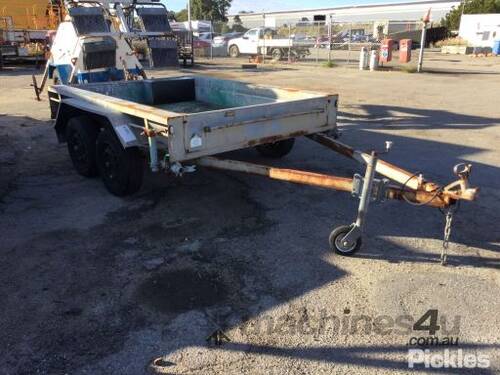 2014 John Papas Trailers Tandem Axle Box Trailer