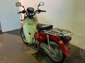 Honda Supercub - picture2' - Click to enlarge