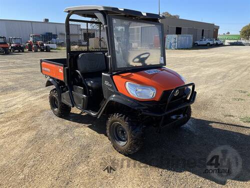 Kubota RTX 900