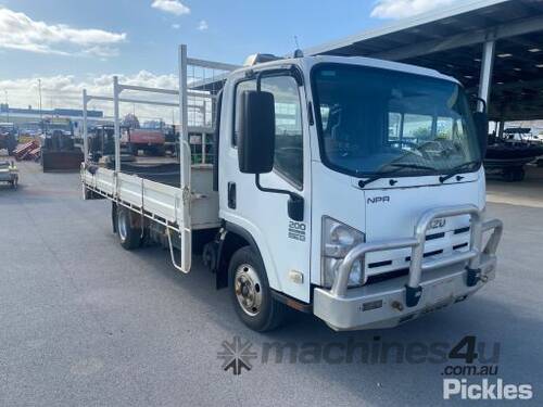 2012 Isuzu NPR 200 MWB Tray Top W/ Hiab Crane