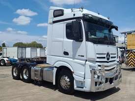 Mercedes-Benz Actros - picture0' - Click to enlarge