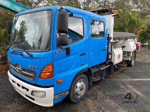 2012 HINO FD1J 500 FLOCON ASPHALT TRUCK