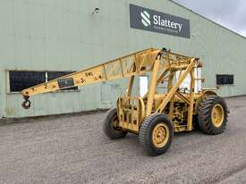 Fordson Super Major Tractor Crane - picture0' - Click to enlarge