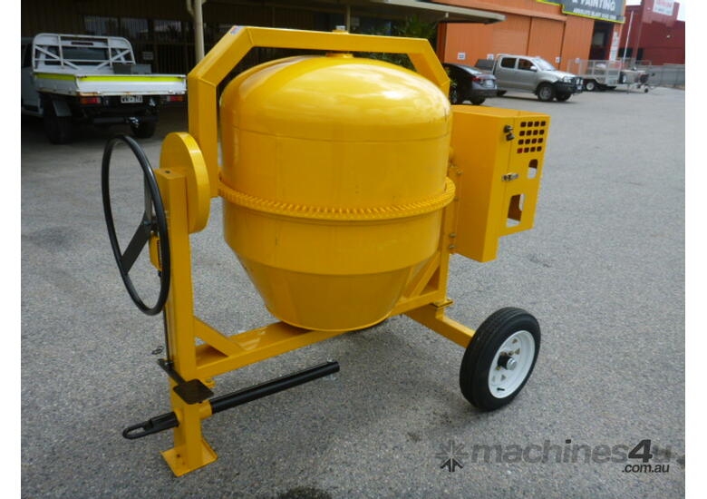 caption New BMAC 600 Litre Petrol Cement/Concrete Mixer